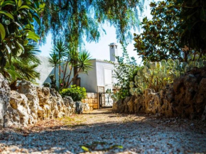 Trullo Cittadino with above-ground pool in Cisternino Cisternino